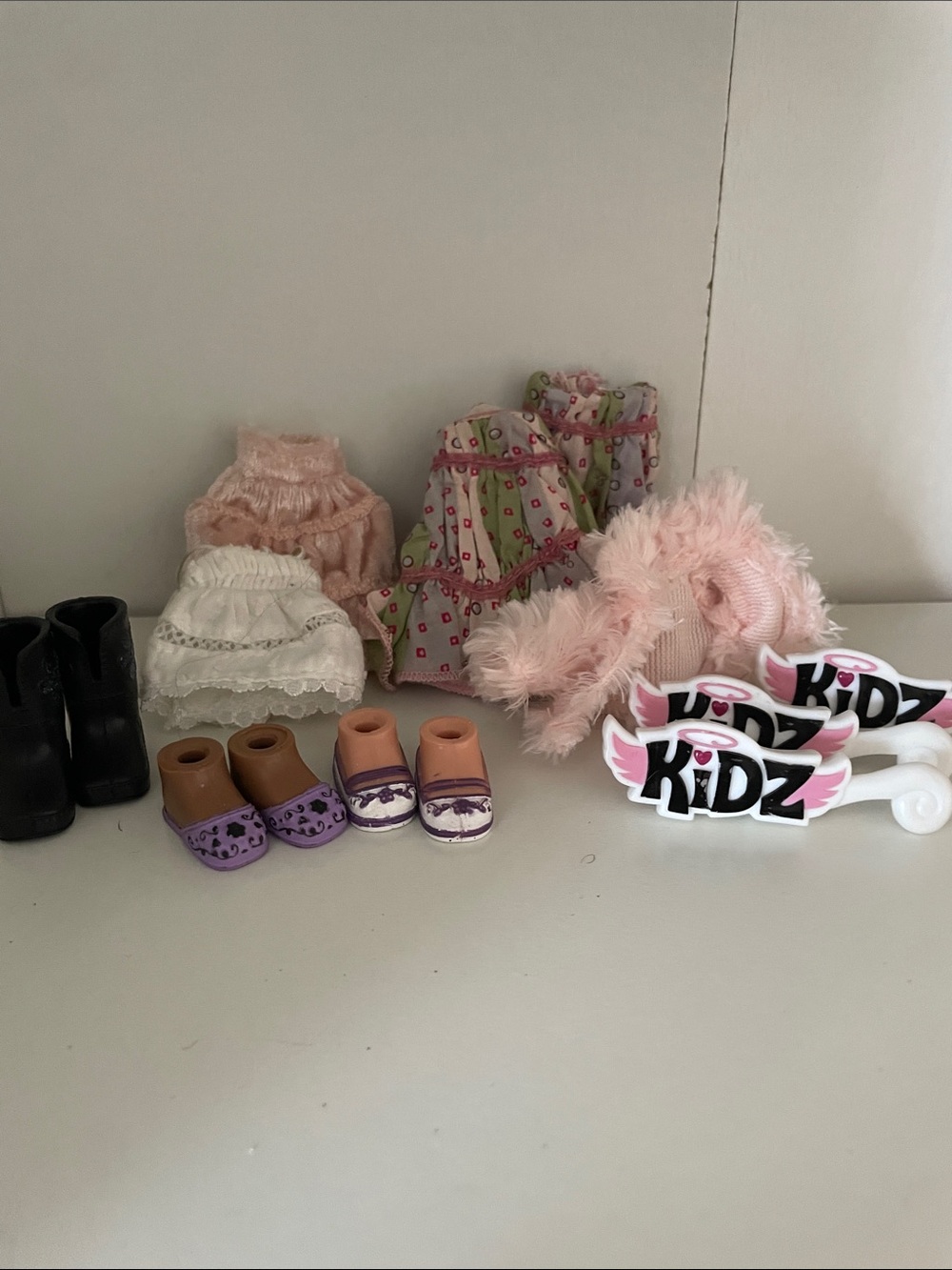 Vintage Bratz Kidz assessors